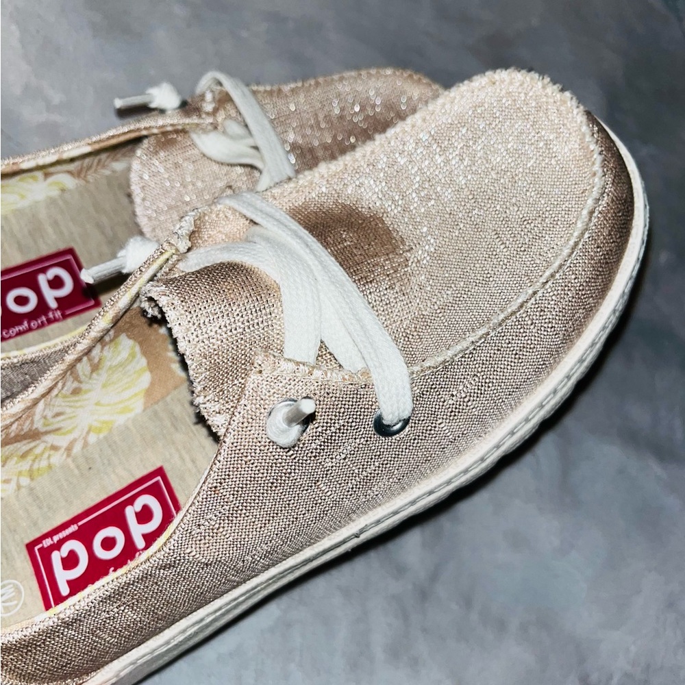 POP Blush Shimmer Boating Shoes Sz 7